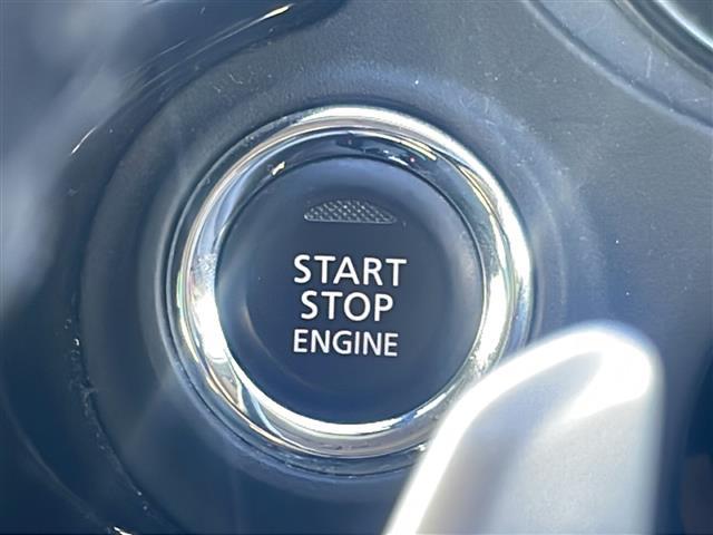 アウトランダー ２４Ｇナビパッケージ　ｅ－Ａｓｓｉｓｔ　純正ナビ　フルセグ／ＣＤ／ＤＶＤ／ＳＤ／ＢＴ／ＵＳＢ／ｉＰｏｄ　バックカメラ　ＥＴＣ　パドルシフト　レーダークルーズコントロール　電動リアゲート　オートライト　夏タイヤ積込み（17枚目）