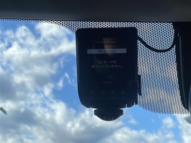 エクリプスクロス Ｇ　ｅ－Ａｓｓｉｓｔ　社外ナビ　フルセグ／ＢＴ／ＣＤ／ＤＶＤ／ＳＤ／ｉＰｏｄ／ＦＭ／ＡＭ　バックカメラ　ＥＴＣ　全方向ドラレコ　ヘッドアップディスプレイ　クルーズコントロール　エアシート　シートヒーター（7枚目）