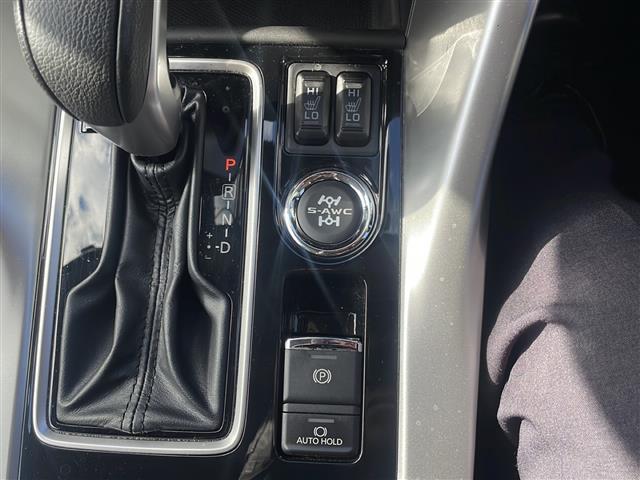 エクリプスクロス Ｇ　ｅ－Ａｓｓｉｓｔ　社外ナビ　フルセグ／ＢＴ／ＣＤ／ＤＶＤ／ＳＤ／ｉＰｏｄ／ＦＭ／ＡＭ　バックカメラ　ＥＴＣ　全方向ドラレコ　ヘッドアップディスプレイ　クルーズコントロール　エアシート　シートヒーター（10枚目）