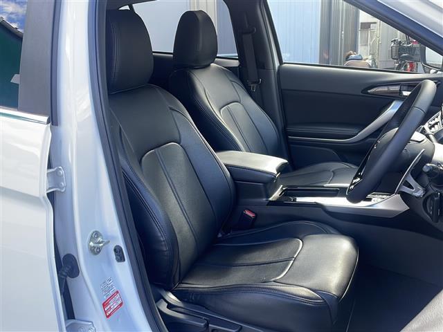 エクリプスクロス Ｇ　ｅ－Ａｓｓｉｓｔ　社外ナビ　フルセグ／ＢＴ／ＣＤ／ＤＶＤ／ＳＤ／ｉＰｏｄ／ＦＭ／ＡＭ　バックカメラ　ＥＴＣ　全方向ドラレコ　ヘッドアップディスプレイ　クルーズコントロール　エアシート　シートヒーター（18枚目）