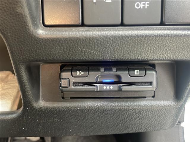 ワゴンＲ ハイブリッドＦＺ　スズキセーフティサポート　社外ナビ　フルセグＴＶ／ＳＤ／ＣＤ／ＤＶＤ／ＢＴ／ｉＰｏｄ／ＦＭ／ＡＭ　バックカメラ　ＥＴＣ　Ｄ席シートヒーター　アイドリングストップ　オートライト　コーナーセンサー（7枚目）