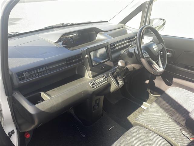 ワゴンＲ ハイブリッドＦＺ　スズキセーフティサポート　社外ナビ　フルセグＴＶ／ＳＤ／ＣＤ／ＤＶＤ／ＢＴ／ｉＰｏｄ／ＦＭ／ＡＭ　バックカメラ　ＥＴＣ　Ｄ席シートヒーター　アイドリングストップ　オートライト　コーナーセンサー（19枚目）