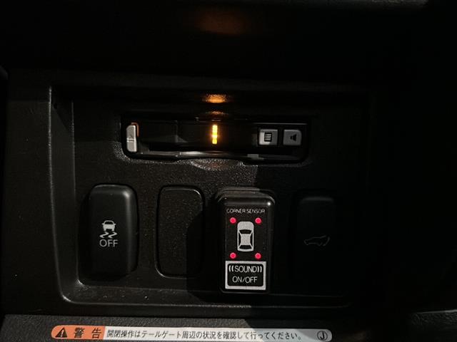 デリカＤ：５ Ｄ　パワーパッケージ　４ＷＤ／両側電動スライドドア／社外ＳＤナビ／バックカメラ／ＥＴＣ／ＬＥＤヘッドライト／コーナーセンサー／シートヒーター／純正フロアマット／社外１６インチＡＷ（16枚目）