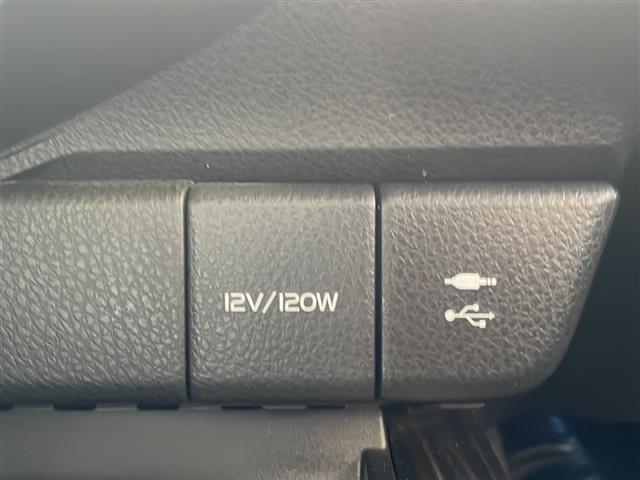 カムリ Gレザーパッケージ トヨタセーフティセンス 純正ナビ フルセグ/BT/SD/CD/DVD/AUX/USB/FM/AM バックカメラ ドラレコ ビルトインETC シートヒーター パワーシート オートライト 積込み冬タイヤ(12枚目)