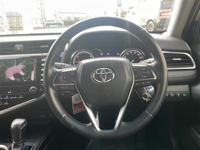 カムリ Gレザーパッケージ トヨタセーフティセンス 純正ナビ フルセグ/BT/SD/CD/DVD/AUX/USB/FM/AM バックカメラ ドラレコ ビルトインETC シートヒーター パワーシート オートライト 積込み冬タイヤ(15枚目)