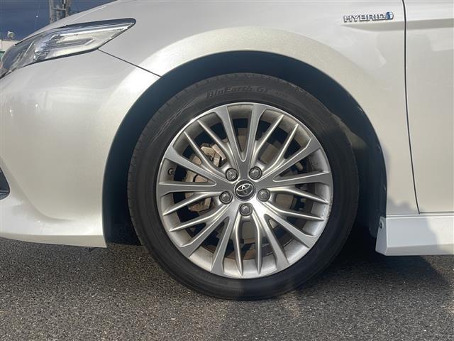 カムリ Gレザーパッケージ トヨタセーフティセンス 純正ナビ フルセグ/BT/SD/CD/DVD/AUX/USB/FM/AM バックカメラ ドラレコ ビルトインETC シートヒーター パワーシート オートライト 積込み冬タイヤ(40枚目)