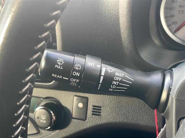 ヴィッツ ＧＲスポーツ　ワンオーナー／衝突軽減ブレーキ／社外ＳＤナビ／ＬＥＤヘッドライト／ＥＴＣ／レーンキープアシスト／ドライブレコーダー／純正フロアマット／社外１７インチＡＷ（13枚目）