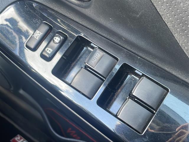 ヴィッツ ＧＲスポーツ　ワンオーナー／衝突軽減ブレーキ／社外ＳＤナビ／ＬＥＤヘッドライト／ＥＴＣ／レーンキープアシスト／ドライブレコーダー／純正フロアマット／社外１７インチＡＷ（17枚目）