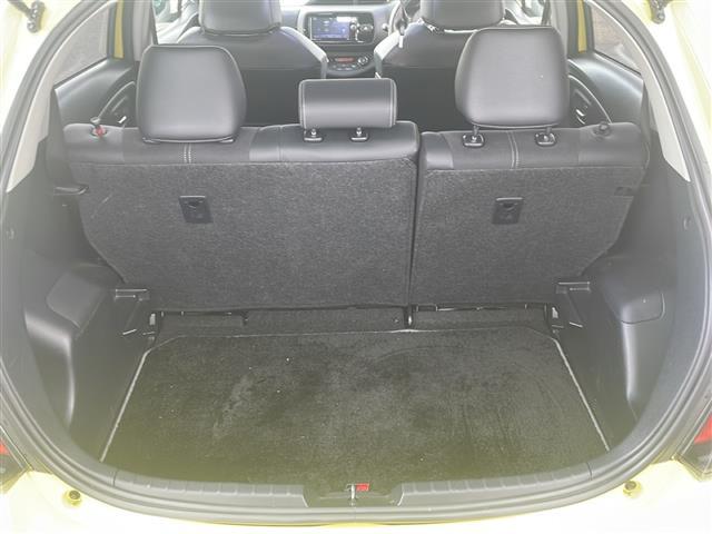 ヴィッツ ＧＲスポーツ　ワンオーナー／衝突軽減ブレーキ／社外ＳＤナビ／ＬＥＤヘッドライト／ＥＴＣ／レーンキープアシスト／ドライブレコーダー／純正フロアマット／社外１７インチＡＷ（22枚目）