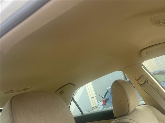 クラウン ２．５ロイヤルサルーンｉ－Ｆｏｕｒ　プレミアムＥＤ　純正ＨＤＤナビ　フルセグ／ＵＳＢ／ＡＵＸ／ＣＤ／ＤＶＤ／ＦＭ／ＡＭ　バックカメラ　ビルトインＥＴＣ　パワーシート　メモリーシート　クルーズコントロール　パーキングセンサー　リアウィンドウ電動シェード（21枚目）