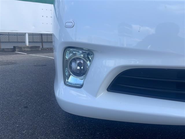 クラウン ２．５ロイヤルサルーンｉ－Ｆｏｕｒ　プレミアムＥＤ　純正ＨＤＤナビ　フルセグ／ＵＳＢ／ＡＵＸ／ＣＤ／ＤＶＤ／ＦＭ／ＡＭ　バックカメラ　ビルトインＥＴＣ　パワーシート　メモリーシート　クルーズコントロール　パーキングセンサー　リアウィンドウ電動シェード（38枚目）