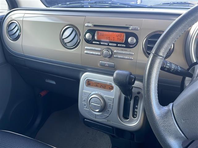 アルトラパン Xセレクション 純正オーディオ CD/AM/FM ビルトインETC D席シートヒーター ウィンカーミラー スペアキー ヘッドライトレベライザー 純正フロアマット ドアバイザー 積込みスタッドレスタイヤ(4枚目)