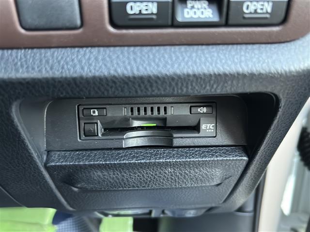 エスクァイア Gi(4枚目)