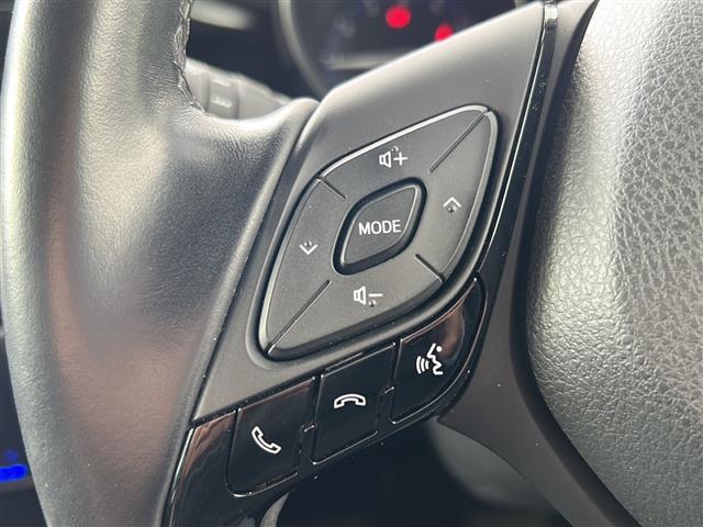 Ｃ－ＨＲ Ｓ－Ｔ　トヨタセーフティセンス　純正ナビ　フルセグ／ＢＴ／ＳＤ／ＣＤ／ＤＶＤ／ＦＭ／ＡＭ　バックカメラ　ビルトインＥＴＣ　前後ドラレコ　レーダークルーズコントロール　電子パーキング　オートブレーキホールド（17枚目）