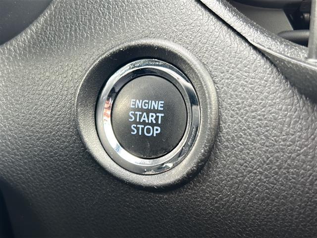 Ｃ－ＨＲ Ｓ－Ｔ　トヨタセーフティセンス　純正ナビ　フルセグ／ＢＴ／ＳＤ／ＣＤ／ＤＶＤ／ＦＭ／ＡＭ　バックカメラ　ビルトインＥＴＣ　前後ドラレコ　レーダークルーズコントロール　電子パーキング　オートブレーキホールド（19枚目）