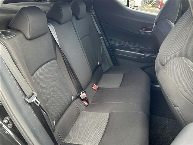 Ｃ－ＨＲ Ｓ－Ｔ　トヨタセーフティセンス　純正ナビ　フルセグ／ＢＴ／ＳＤ／ＣＤ／ＤＶＤ／ＦＭ／ＡＭ　バックカメラ　ビルトインＥＴＣ　前後ドラレコ　レーダークルーズコントロール　電子パーキング　オートブレーキホールド（21枚目）