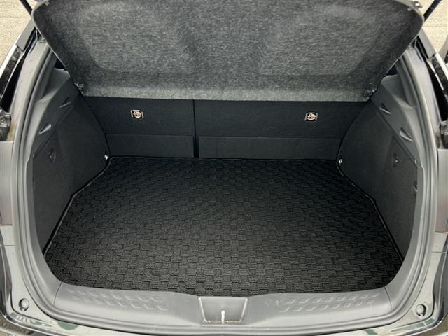 Ｃ－ＨＲ Ｓ－Ｔ　トヨタセーフティセンス　純正ナビ　フルセグ／ＢＴ／ＳＤ／ＣＤ／ＤＶＤ／ＦＭ／ＡＭ　バックカメラ　ビルトインＥＴＣ　前後ドラレコ　レーダークルーズコントロール　電子パーキング　オートブレーキホールド（24枚目）