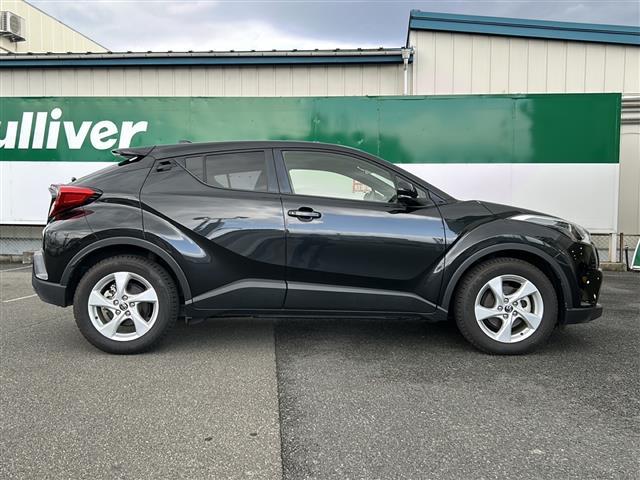 Ｃ－ＨＲ Ｓ－Ｔ　トヨタセーフティセンス　純正ナビ　フルセグ／ＢＴ／ＳＤ／ＣＤ／ＤＶＤ／ＦＭ／ＡＭ　バックカメラ　ビルトインＥＴＣ　前後ドラレコ　レーダークルーズコントロール　電子パーキング　オートブレーキホールド（32枚目）