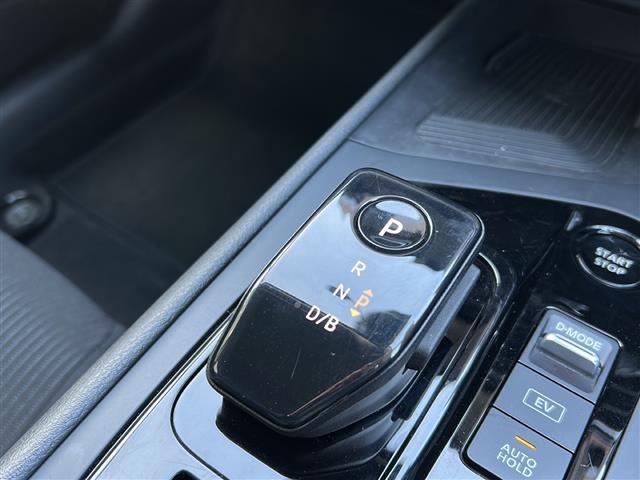 ノート X FOUR 360°セーフティアシスト 純正ナビ フルセグTV ビルトインETC バックカメラ アラウンドビューモニター レーダークルーズコントロール ステアリングヒーター デジタルインナーミラー ワイヤレス充電(12枚目)