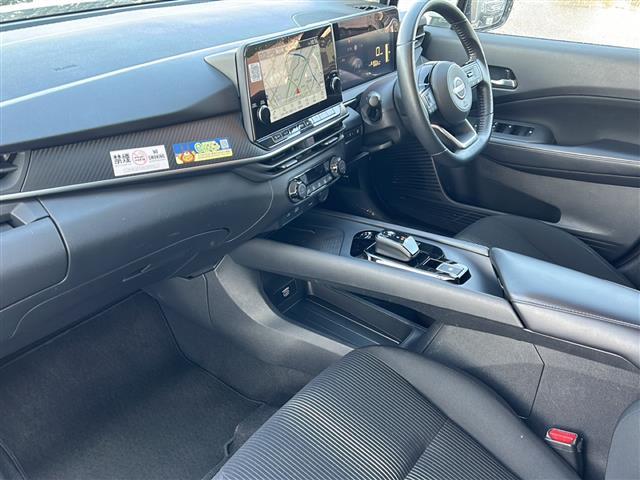 ノート X FOUR 360°セーフティアシスト 純正ナビ フルセグTV ビルトインETC バックカメラ アラウンドビューモニター レーダークルーズコントロール ステアリングヒーター デジタルインナーミラー ワイヤレス充電(20枚目)