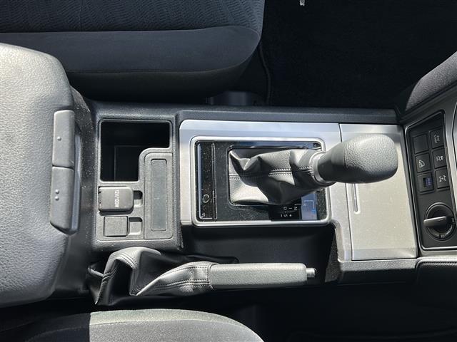 ランドクルーザープラド TX トヨタセーフティ 社外ナビ フルセグ/CD/DVD/SD/USB/BT/HDMI バックカメラ ビルトインETC サンルーフ ルーフレール コーナーセンサー 寒冷地仕様 積込みスタッドレスタイヤ(11枚目)