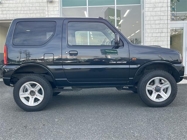 ジムニー ランドベンチャー　社外ナビ　ＢＴ／ＳＤ／ＵＳＢ／ＡＵＸ／ＣａｒＰｌａｙ／ＡｎｄｒｏｉｄＡｕｔｏ／ＦＭ／ＡＭ　ＥＴＣ　Ｄ席シートヒーター　シガーライター　革ハンドル　スペアキー　フォグランプ　純正フロアマット（34枚目）