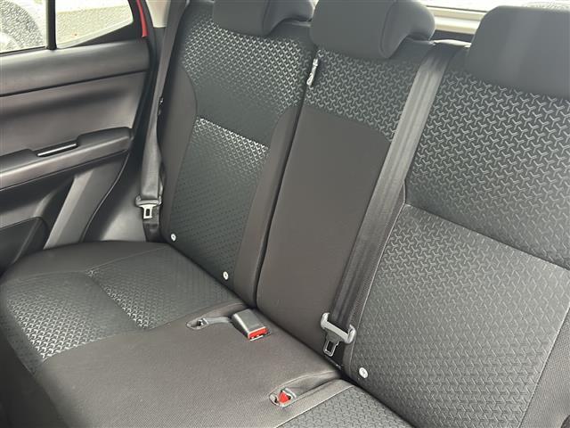 ロッキー Ｇ　スマートアシスト　社外ナビ　フルセグ／ＢＴ／ＣＤ／ＤＶＤ／ｉＰｏｄ／ＨＤＭＩ／ＳＤ／ＵＳＢ　シートヒーター　レーダークルーズコントロール　レーンキープアシスト　バックカメラ　コーナーセンサー　フォグ（21枚目）