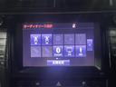 カムリ ハイブリッド　レザーパッケージ　純正ナビ／レザーシート／衝突軽減ブレーキ／バックカメラ／ＥＴＣ／ＬＥＤヘッドライト／レーンキープアシスト／横滑り防止装置／パワーシート／純正フロアマット／純正１５インチＡＷ（5枚目）