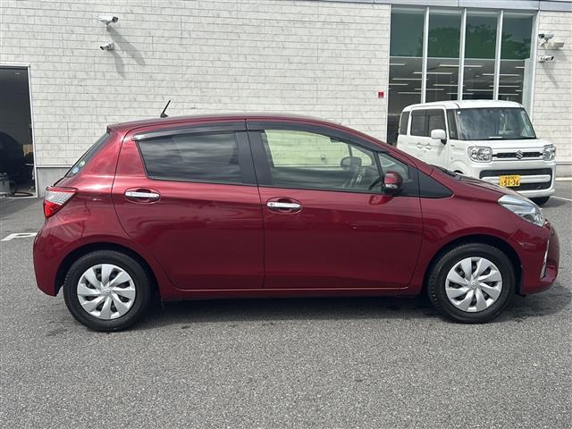 ヴィッツ F セーフティーエディションIII 衝突被害軽減ブレーキ Toyota Safety Sense CLEDヘッドライトバックカメライモビライザーエアバッグABSBluetooth対応メモリナビドライブレコーダーDVD再生機能ETC(35枚目)