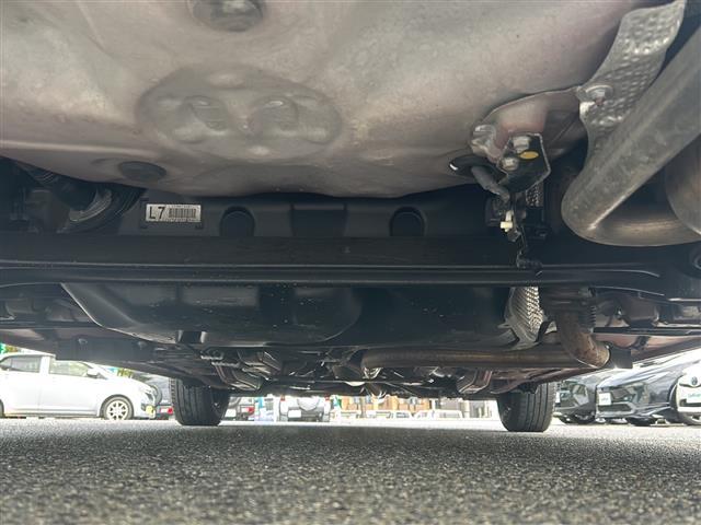 ヴィッツ F セーフティーエディションIII 衝突被害軽減ブレーキ Toyota Safety Sense CLEDヘッドライトバックカメライモビライザーエアバッグABSBluetooth対応メモリナビドライブレコーダーDVD再生機能ETC(41枚目)