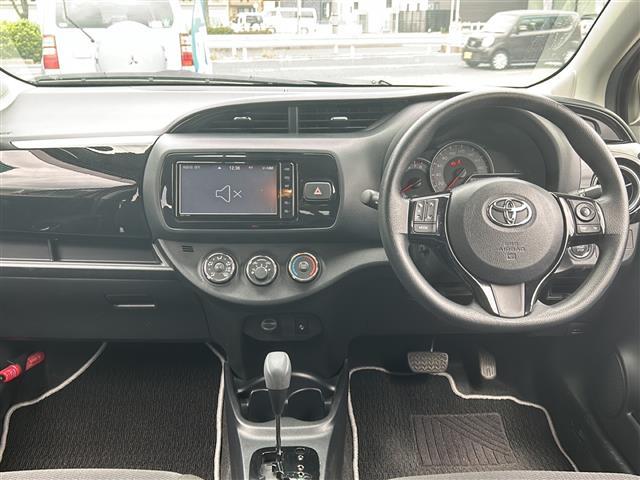 ヴィッツ F セーフティーエディションIII 衝突被害軽減ブレーキ Toyota Safety Sense CLEDヘッドライトバックカメライモビライザーエアバッグABSBluetooth対応メモリナビドライブレコーダーDVD再生機能ETC(42枚目)