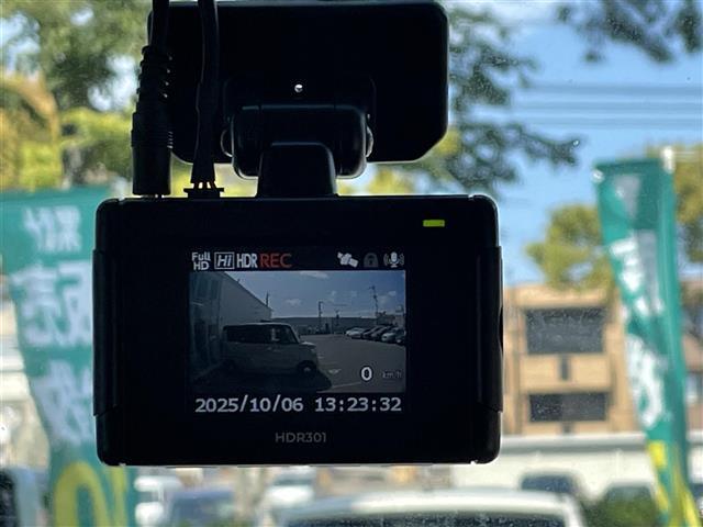 ジムニー ＸＣ　デュアルセンサーブレーキサポート　８型ナビ　フルセグ　ＢＴ　革調シートカバー　シートヒーター　大型ＬＥＤフォグ付バンパーガード　サイドバー　リアラダー　ルーフラック　リフトアップ　オーバーフェンダー（31枚目）