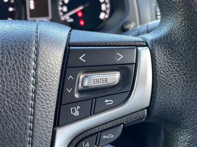 ランドクルーザープラド ＴＸ　４ＷＤ　７人乗　サンルーフ　トヨタセーフティセンス　純正９型ナビ　フルセグ　ＣＤ　ＤＶＤ　Ｂｌｕｅｔｏｏｔｈ　バックカメラ　ルーフレール　ＬＥＤヘッドライト　ＬＥＤフォグ　ビルトインＥＴＣ（8枚目）