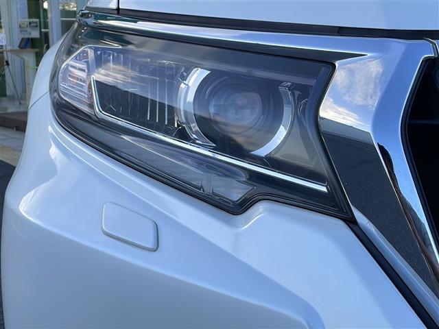 ランドクルーザープラド ＴＸ　４ＷＤ　７人乗　サンルーフ　トヨタセーフティセンス　純正９型ナビ　フルセグ　ＣＤ　ＤＶＤ　Ｂｌｕｅｔｏｏｔｈ　バックカメラ　ルーフレール　ＬＥＤヘッドライト　ＬＥＤフォグ　ビルトインＥＴＣ（41枚目）