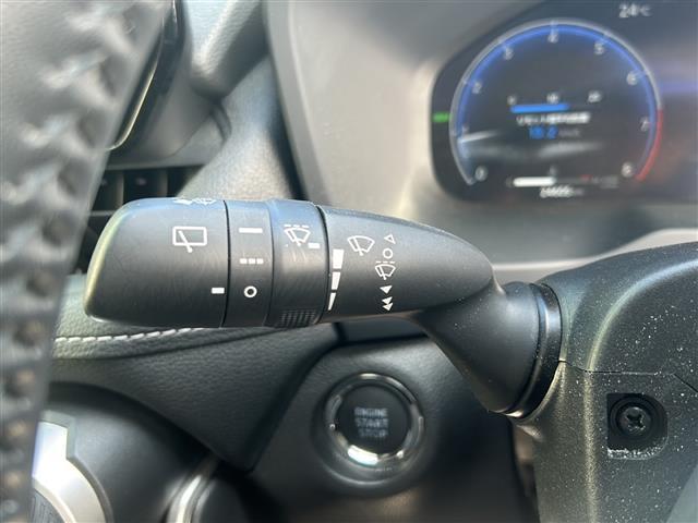 ＲＡＶ４ Ｇ　Ｚパッケージ　スマートエントリー＆プッシュスタートシステム本革巻きステアリング＆シフトノブ前席シートヒーター／ベンチレーション機能ステアリングヒーターＵＳＢ　Ｔｙｐｅ－Ｃ端子ハンズフリーパワーバックドア（9枚目）