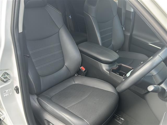 ＲＡＶ４ Ｇ　Ｚパッケージ　スマートエントリー＆プッシュスタートシステム本革巻きステアリング＆シフトノブ前席シートヒーター／ベンチレーション機能ステアリングヒーターＵＳＢ　Ｔｙｐｅ－Ｃ端子ハンズフリーパワーバックドア（19枚目）