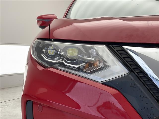 エクストレイル ２０Ｘ　４ＷＤ／ＥＴＣ／１８インチＡＷ／電動リアゲート／ドラレコ／ダウンヒルアシスト／シートヒーター／純正ナビ／バックカメラ／アイドリングストップ／スマートキー／ＬＥＤヘッドライト（13枚目）