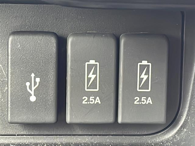 Ｎ－ＢＯＸカスタム Ｇ・Ｌターボホンダセンシング　ホンダセンシング　Ｇａｔｈｅｒｓナビ　フルセグ　Ｂｌｕｅｔｏｏｔｈ　ＣＤ　ＤＶＤ　両側電動スライドドア　スマートキー　プッシュスタート　ビルトインＥＴＣ　前後ドライブレコーダー　ＬＥＤライト（8枚目）