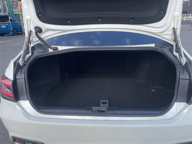 クラウンハイブリッド ＲＳ　モデリスタエアロ　モデリスタＡＷ　サンルーフ　白本革シート　メーカーナビ　フルセグ　Ｂｌｕｅｔｏｏｔｈ　全方位モニター　ＥＴＣ２．０　シートヒーター　ベンチレーション　セーフティセンス（26枚目）