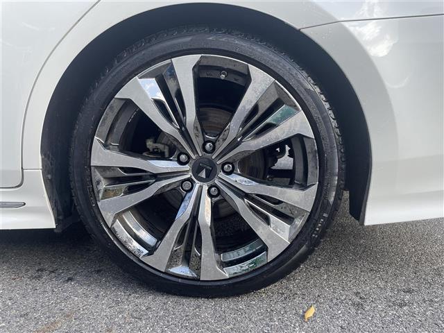 クラウンハイブリッド ＲＳ　モデリスタエアロ　モデリスタＡＷ　サンルーフ　白本革シート　メーカーナビ　フルセグ　Ｂｌｕｅｔｏｏｔｈ　全方位モニター　ＥＴＣ２．０　シートヒーター　ベンチレーション　セーフティセンス（31枚目）