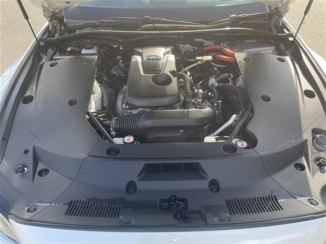 クラウンハイブリッド ＲＳ　モデリスタエアロ　モデリスタＡＷ　サンルーフ　白本革シート　メーカーナビ　フルセグ　Ｂｌｕｅｔｏｏｔｈ　全方位モニター　ＥＴＣ２．０　シートヒーター　ベンチレーション　セーフティセンス（35枚目）