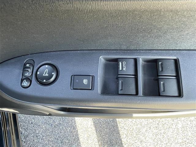 Ｎ－ＯＮＥ Ｇ・Ｌパッケージ　１４インチ社外アルミ　スタッドレスタイヤ付ノーマルホイール４本有り　フロアマット　ドアバイザー　横滑り防止装置　スマートキー　新車保証書　取扱説明書（10枚目）