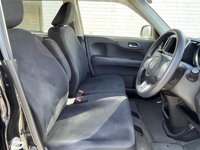 Ｎ－ＯＮＥ Ｇ・Ｌパッケージ　１４インチ社外アルミ　スタッドレスタイヤ付ノーマルホイール４本有り　フロアマット　ドアバイザー　横滑り防止装置　スマートキー　新車保証書　取扱説明書（14枚目）