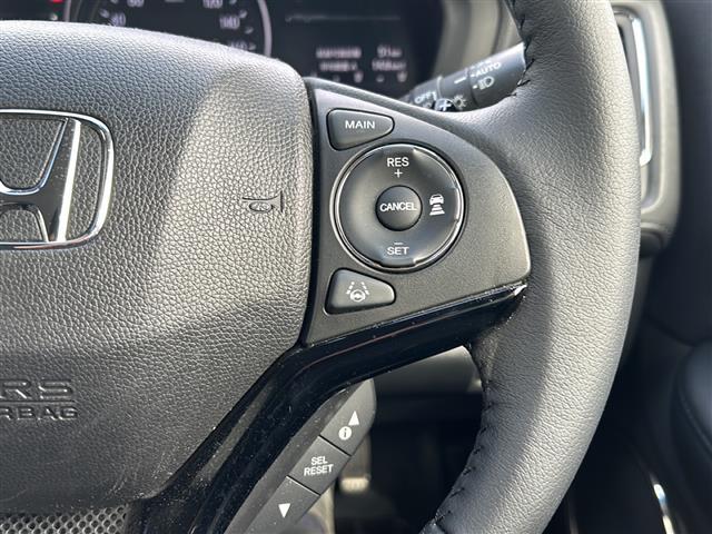 ヴェゼル ハイブリッドＸ・ホンダセンシング　ワンオーナーナビ装着用スペシャルパッケージ＋ＥＴＣ車載器Ｈｏｎｄａ　ＳＥＮＳＩＮＧ前席用　ｉ－サイドエアバッグシステム＋サイドカーテンエアバッグシステム（前席／後席対応）ＬＥＤヘッドライトハ（8枚目）