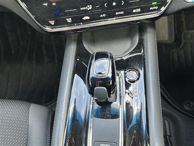 ヴェゼル ハイブリッドＸ・ホンダセンシング　ワンオーナーナビ装着用スペシャルパッケージ＋ＥＴＣ車載器Ｈｏｎｄａ　ＳＥＮＳＩＮＧ前席用　ｉ－サイドエアバッグシステム＋サイドカーテンエアバッグシステム（前席／後席対応）ＬＥＤヘッドライトハ（12枚目）