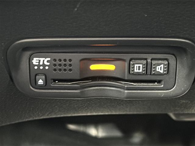 ヴェゼル ハイブリッドＸ・ホンダセンシング　ワンオーナーナビ装着用スペシャルパッケージ＋ＥＴＣ車載器Ｈｏｎｄａ　ＳＥＮＳＩＮＧ前席用　ｉ－サイドエアバッグシステム＋サイドカーテンエアバッグシステム（前席／後席対応）ＬＥＤヘッドライトハ（18枚目）