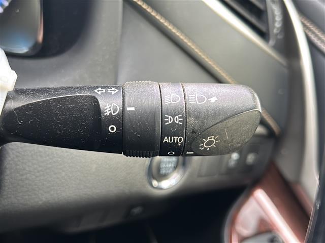 ハリアー プレミアム　ＨＤＤ社外ナビ（ＣＮ－５１０Ｄ）フルセグテレビＡＭ／ＦＭ、ＣＤ／ＤＶＤＢｌｕｅｔｏｏｔｈ盗難防止システムＡＢＳバックカメラアイドリングストップクルーズコントロールドアバイザープッシ（10枚目）