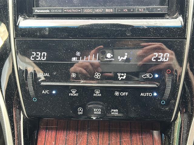 ハリアー プレミアム　ＨＤＤ社外ナビ（ＣＮ－５１０Ｄ）フルセグテレビＡＭ／ＦＭ、ＣＤ／ＤＶＤＢｌｕｅｔｏｏｔｈ盗難防止システムＡＢＳバックカメラアイドリングストップクルーズコントロールドアバイザープッシ（12枚目）