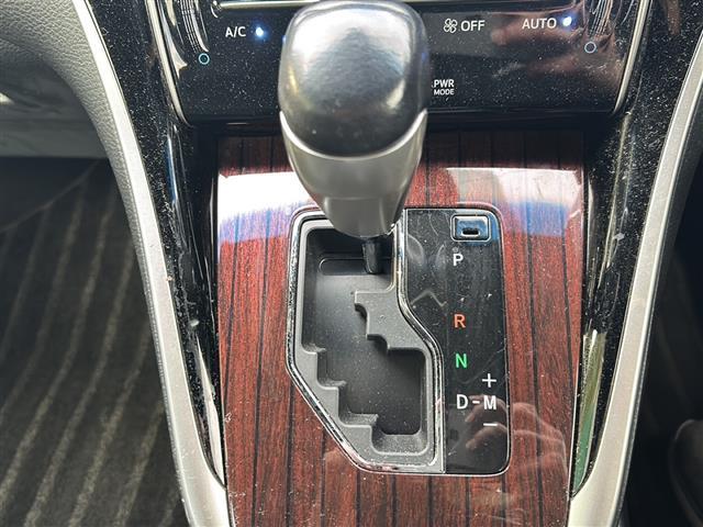 ハリアー プレミアム　ＨＤＤ社外ナビ（ＣＮ－５１０Ｄ）フルセグテレビＡＭ／ＦＭ、ＣＤ／ＤＶＤＢｌｕｅｔｏｏｔｈ盗難防止システムＡＢＳバックカメラアイドリングストップクルーズコントロールドアバイザープッシ（13枚目）