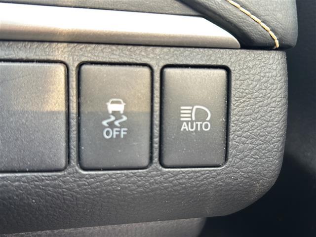 ハリアー プレミアム　ＨＤＤ社外ナビ（ＣＮ－５１０Ｄ）フルセグテレビＡＭ／ＦＭ、ＣＤ／ＤＶＤＢｌｕｅｔｏｏｔｈ盗難防止システムＡＢＳバックカメラアイドリングストップクルーズコントロールドアバイザープッシ（15枚目）